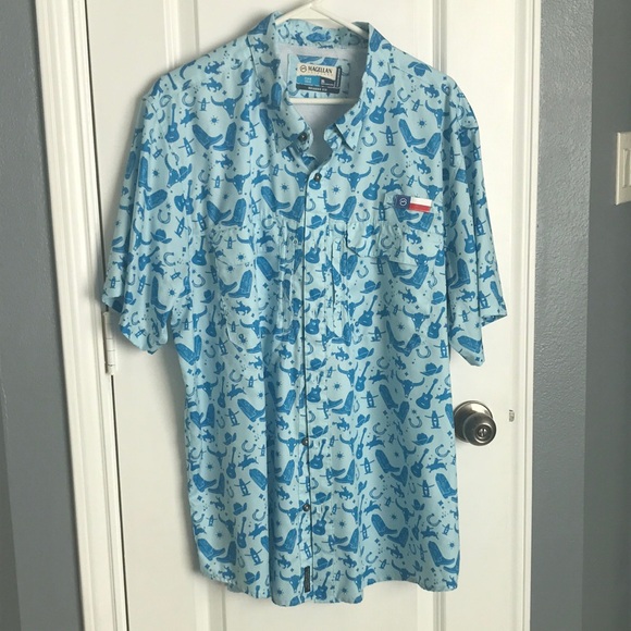 SOLD! Magellan Outdoors Men's Blue Patterned Shirt - Picture 1 of 5